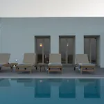 Anelya Parikia (Paros)